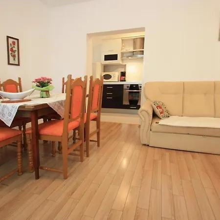 In 5545 Appartamento Crikvenica